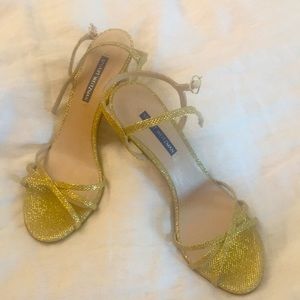 Stuart Weizmann glittery gold Starla strapped sandal